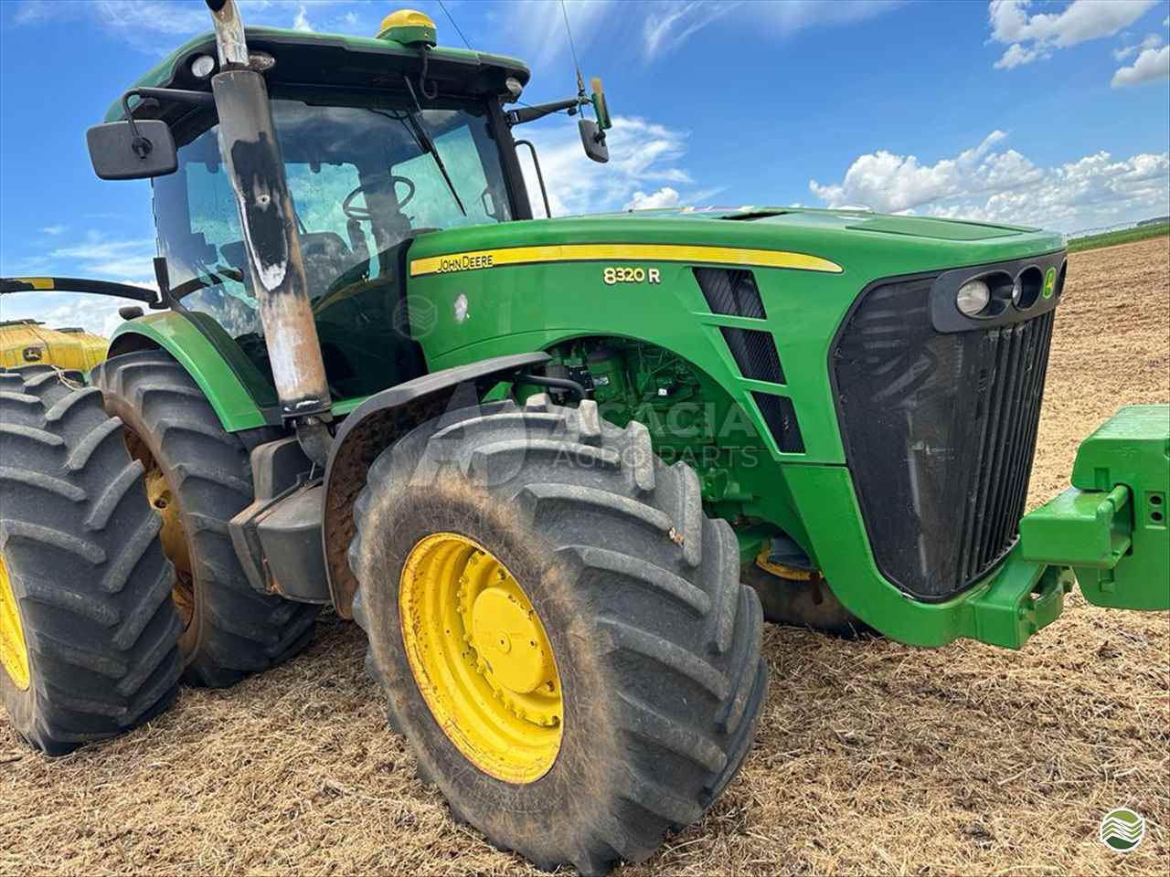 TRATOR JOHN DEERE JOHN DEERE 8320R Tração 4x4 Acácia Agro Parts PARANATINGA MATO GROSSO MT